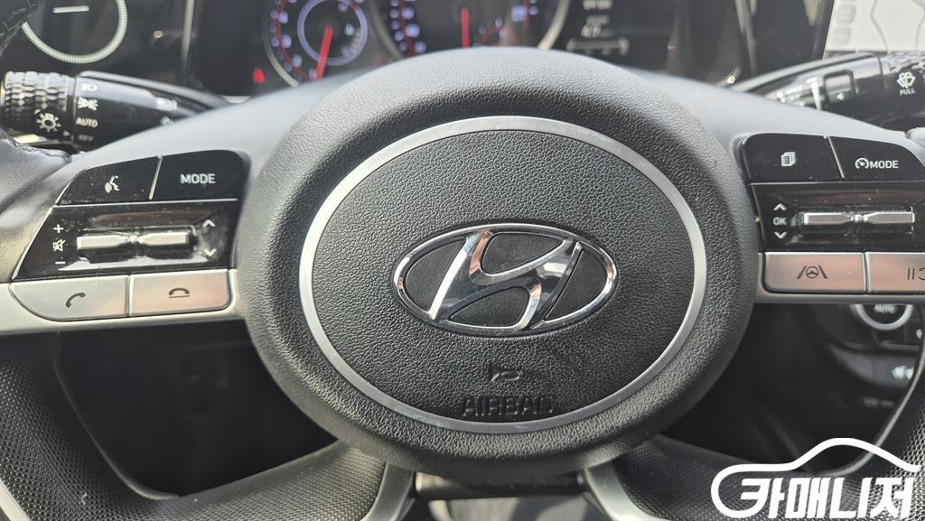 Hyundai Avante 1.6 Modern thumbnail 13