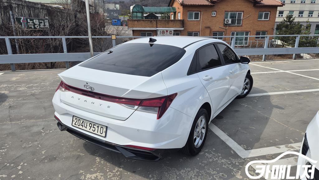 Hyundai Avante 1.6 Modern thumbnail 16