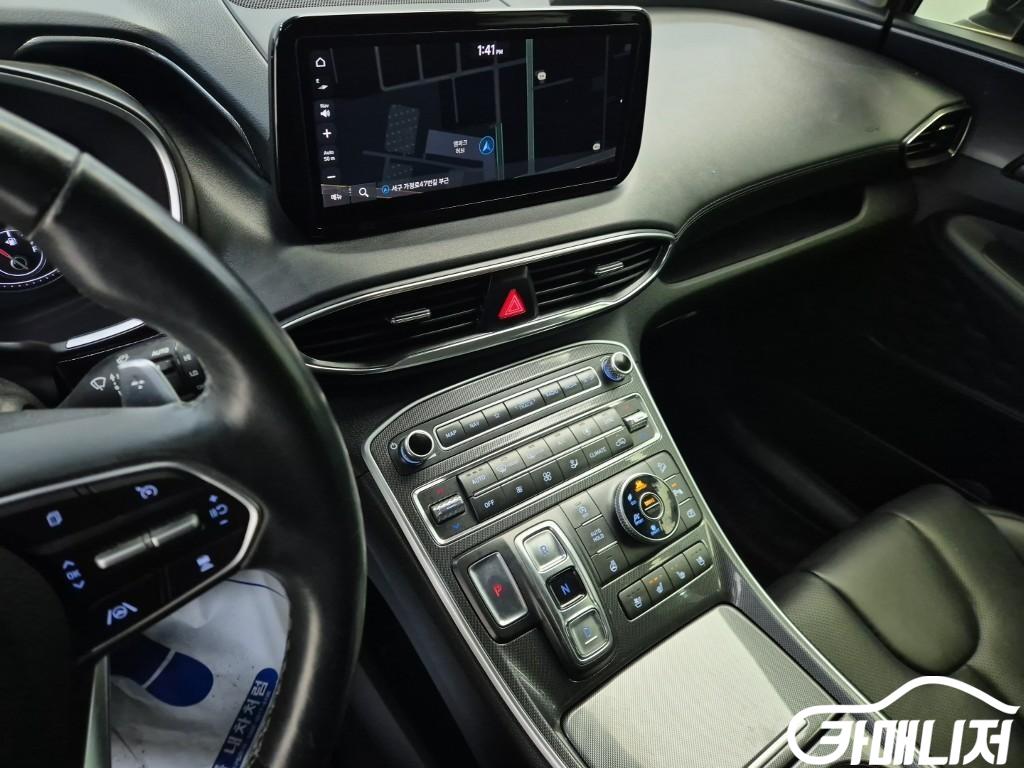 Hyundai Santa Fe The New Santa Fe Diesel 2.2 4WD Premium thumbnail 10