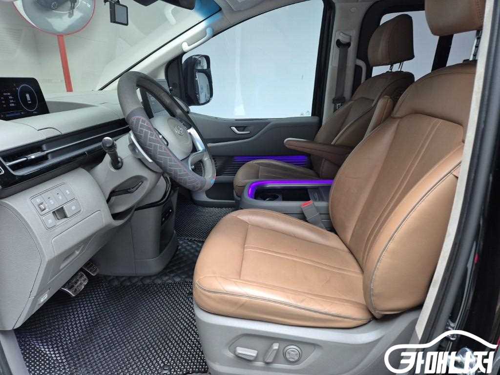 Hyundai Staria 4WD Diesel Lounge Inspiration thumbnail 11