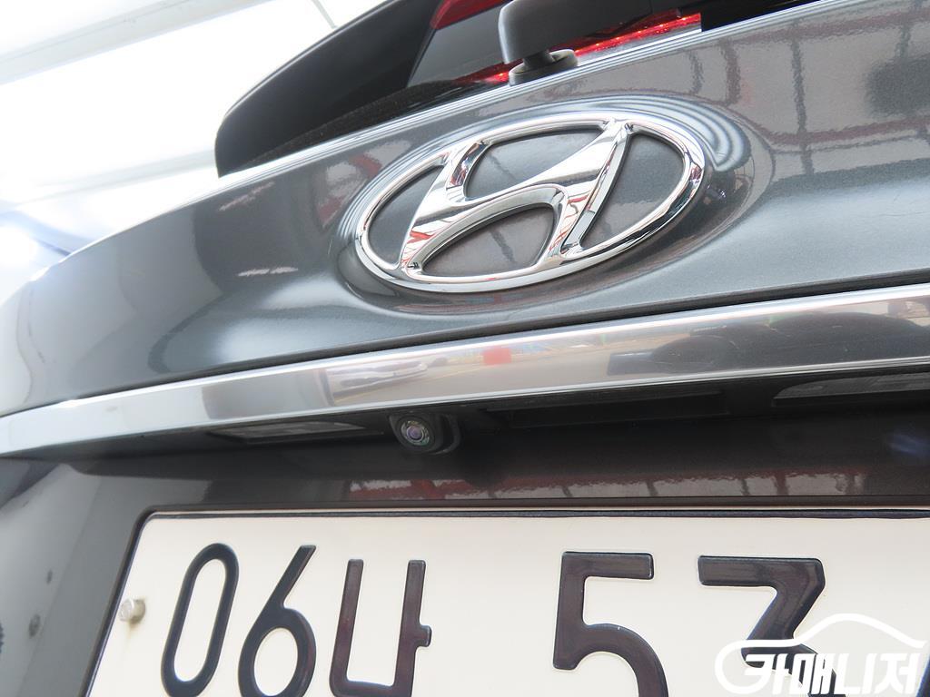 Hyundai Santa Fe Santa Fe TM Diesel 2.0 2WD thumbnail 16