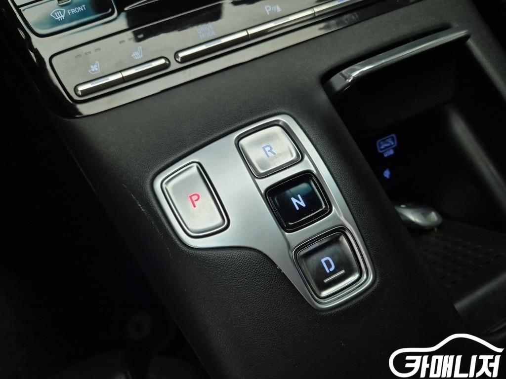 Hyundai Grandeur The New Grandeur IG Hybrid Premium thumbnail 11