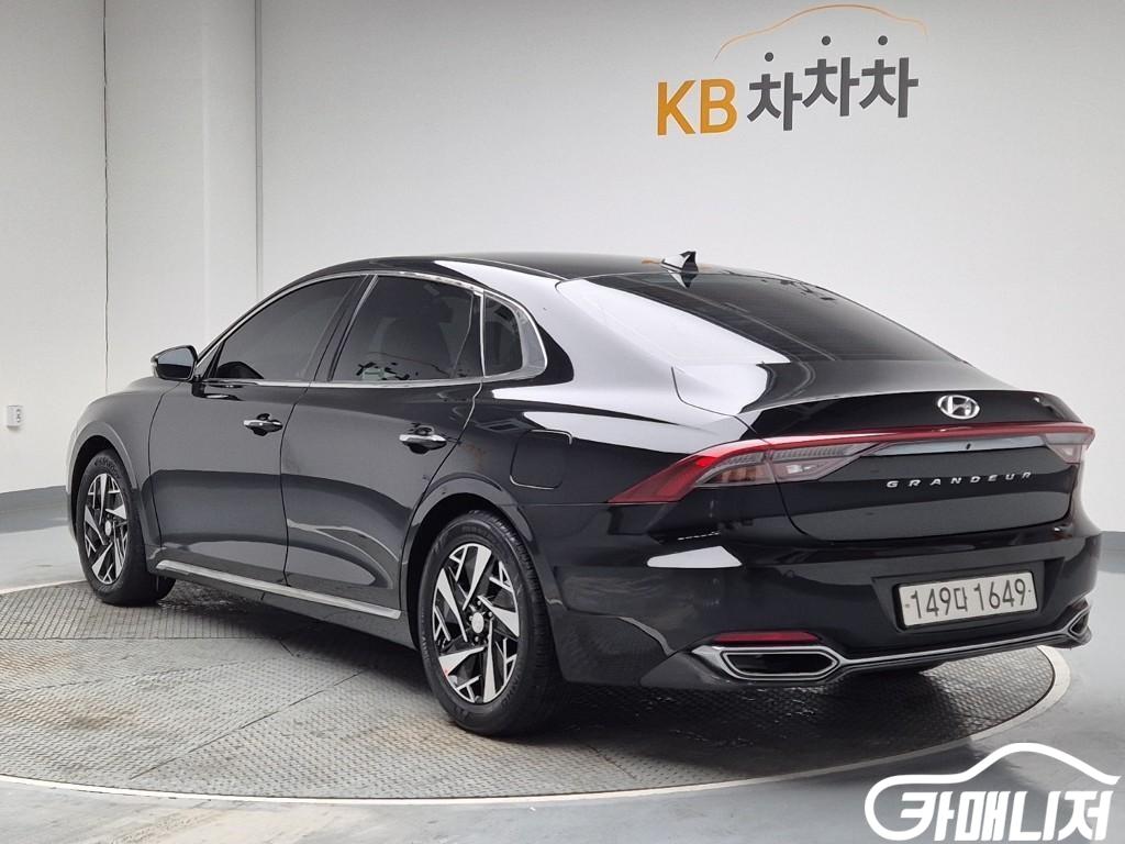 Hyundai Grandeur The New Grandeur IG Hybrid Premium thumbnail 4