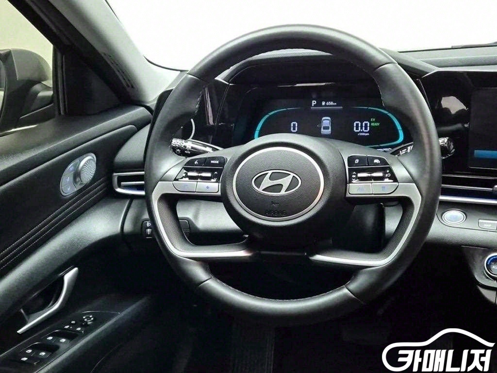 Hyundai Avante The New Avante Hybrid 1.6 HEV thumbnail 9