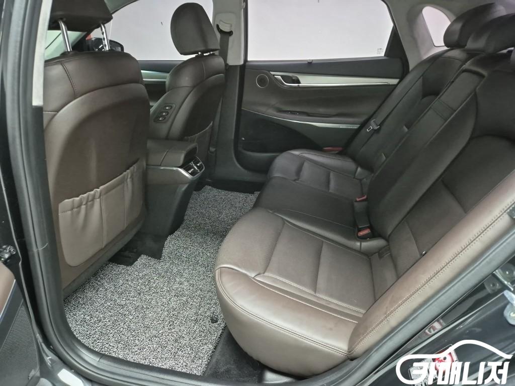 Hyundai Grandeur The New Grandeur IG Hybrid Exclusive thumbnail 9