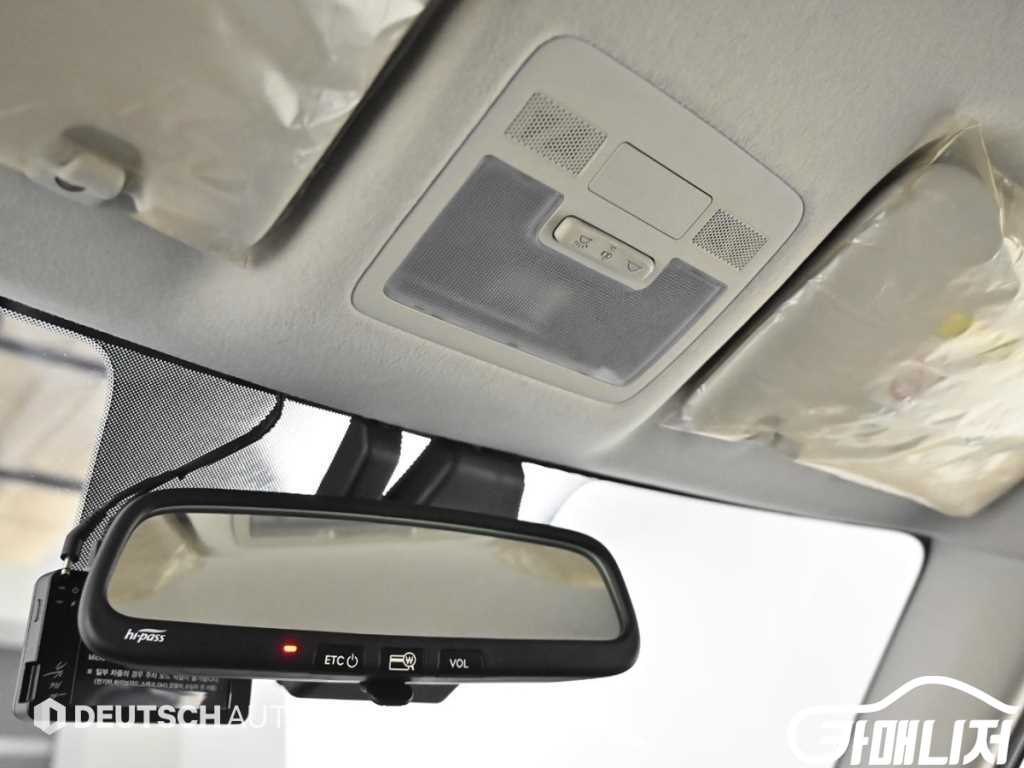 Hyundai Casper 1.0 Gasoline Van thumbnail 19