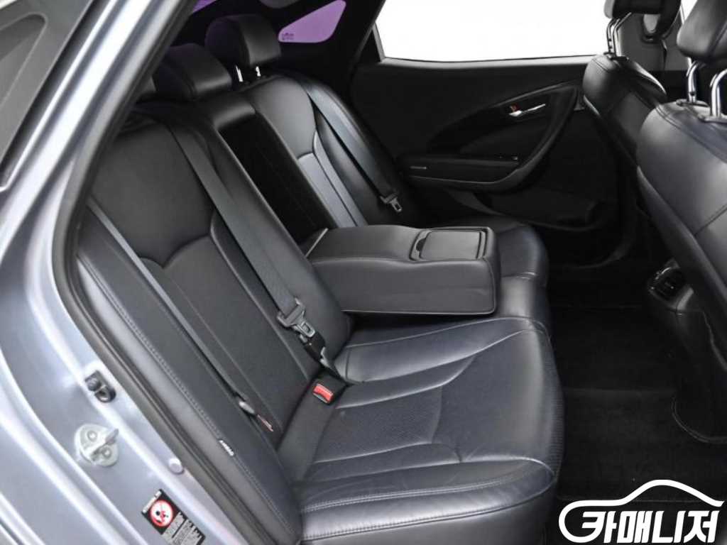 Hyundai Grandeur Grandeur HG Hybrid PREMIUM thumbnail 14