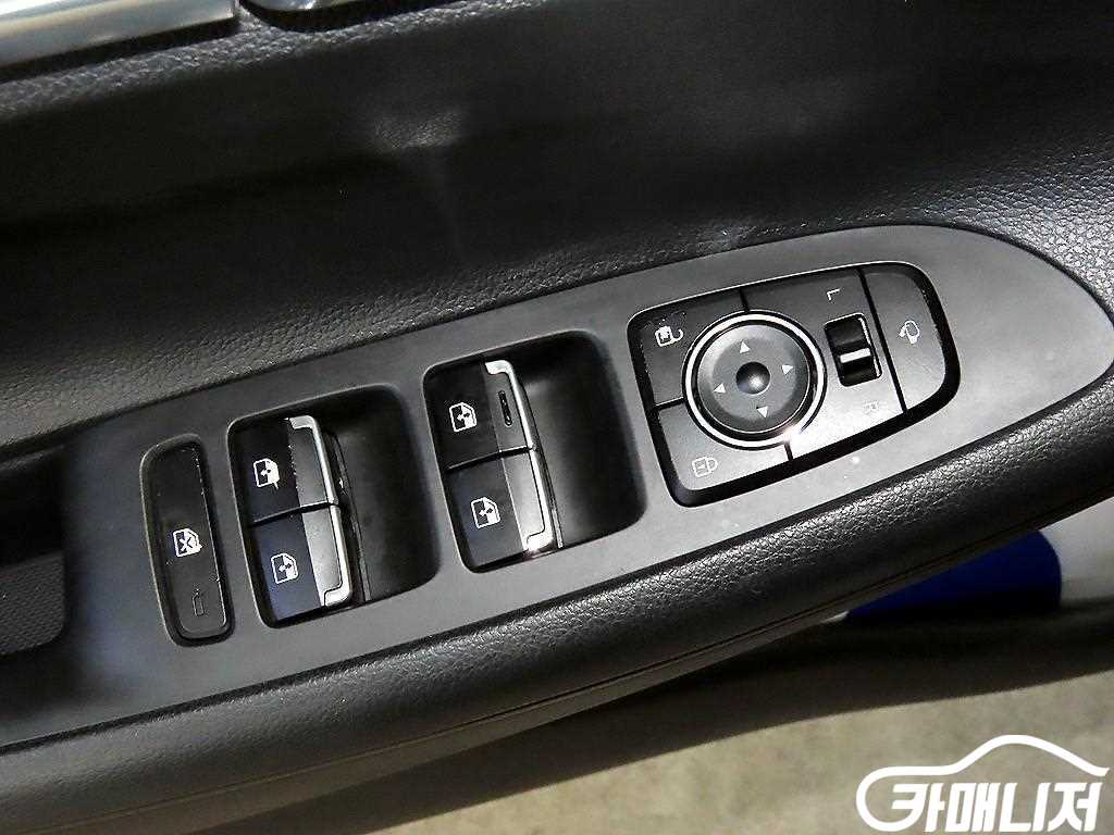 Hyundai Grandeur The New Grandeur IG 2.5 Premium thumbnail 15