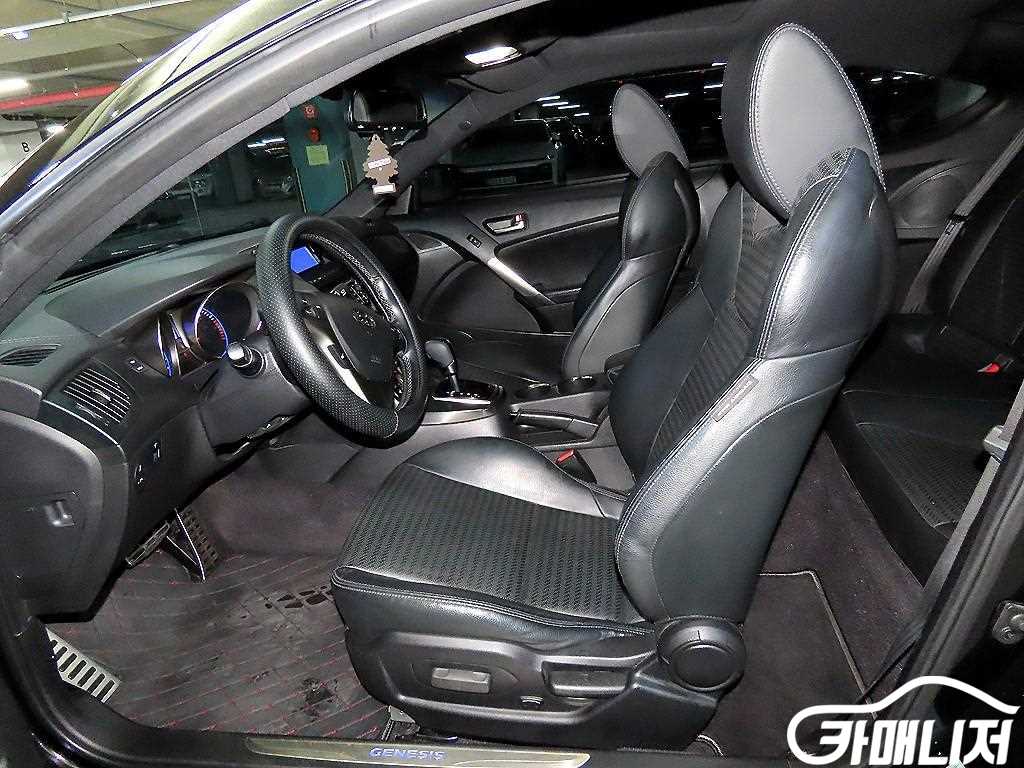 Hyundai Genesis The New Genesis Coupe 200 thumbnail 6