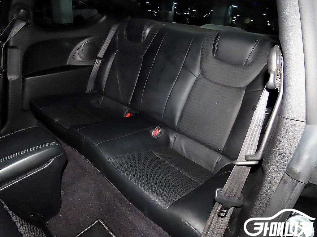 Hyundai Genesis The New Genesis Coupe 200 thumbnail 7