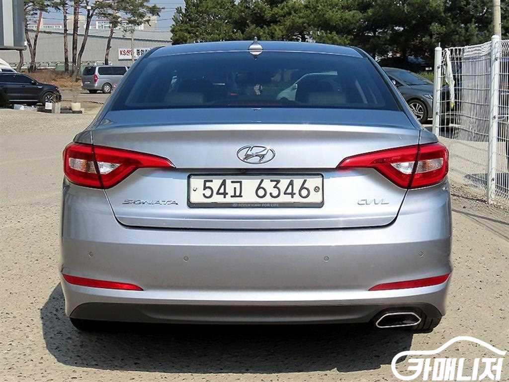 Hyundai Sonata 2.0 Smart thumbnail 4