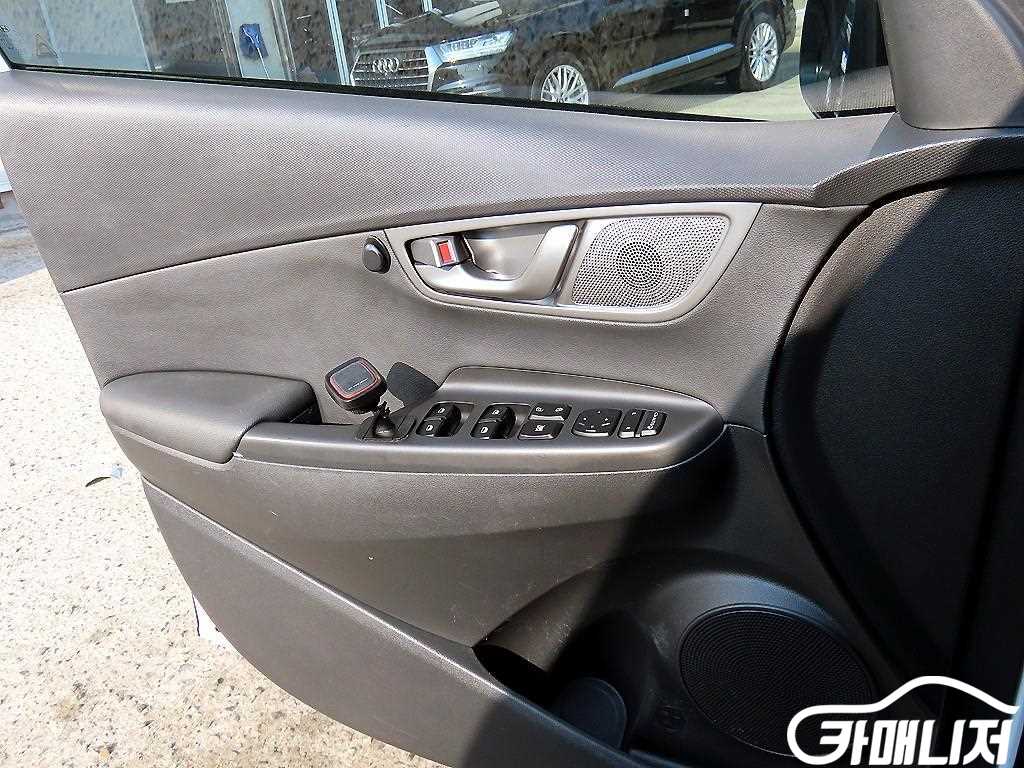 Hyundai Kona Kona Electric Modern thumbnail 11