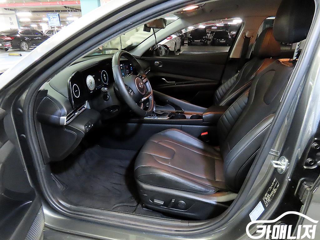 Hyundai Avante 1.6 Inspiration thumbnail 6