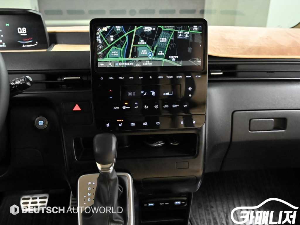 Hyundai Staria 2WD Diesel Cargo Modern thumbnail 14