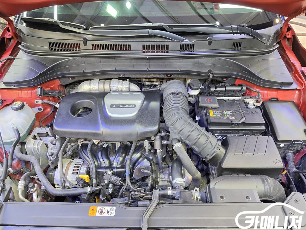 Hyundai Kona 1.6 Turbo 4WD thumbnail 8