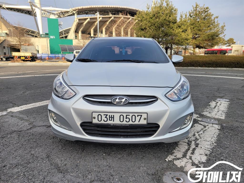 Hyundai Accent AccentFacelift 1.4VVT Modern thumbnail 2