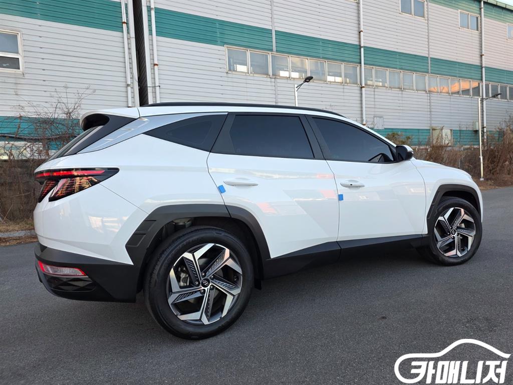 Hyundai Tucson Gasoline 1.6 Turbo 2WD Premium thumbnail 4