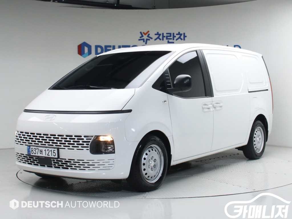 Hyundai Staria 2WD Diesel Cargo Smart