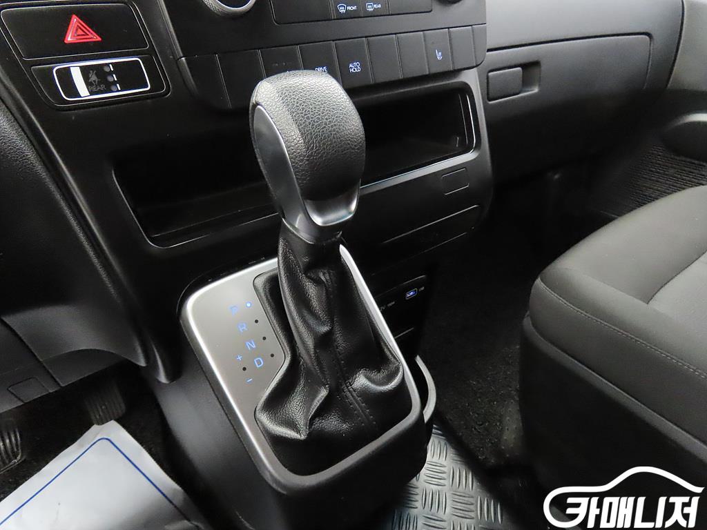 Hyundai Staria 2WD Diesel Cargo Smart thumbnail 11