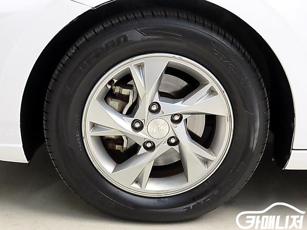 Hyundai Avante 1.6 Modern thumbnail 20