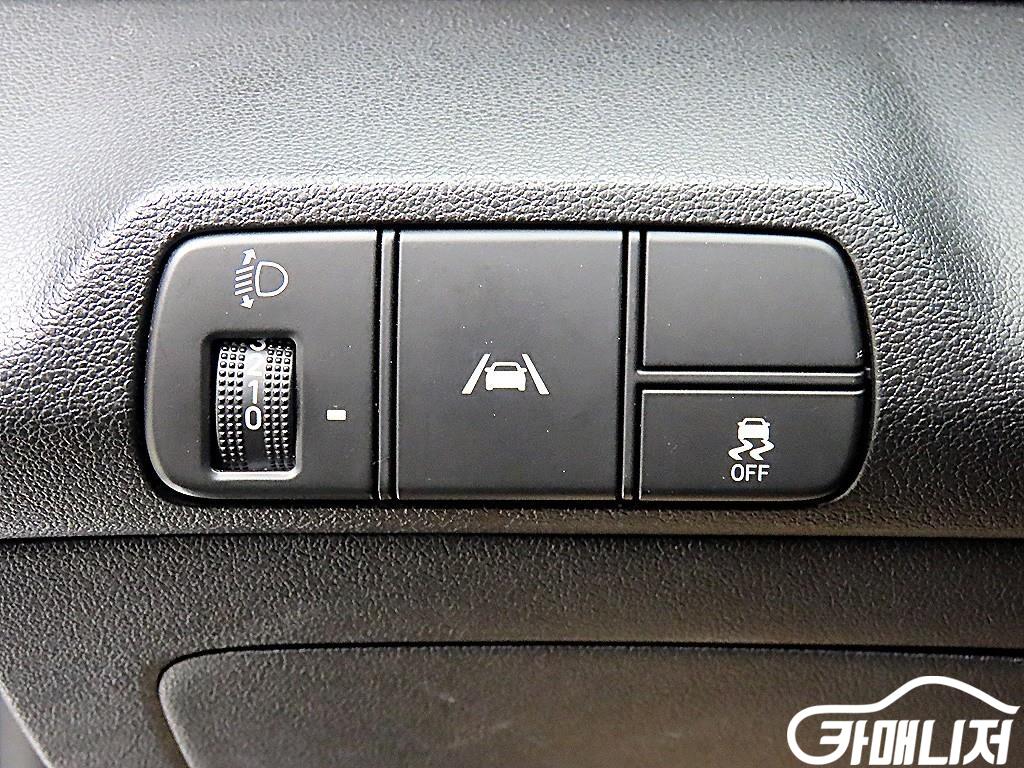 Hyundai Avante 1.6 Modern thumbnail 12