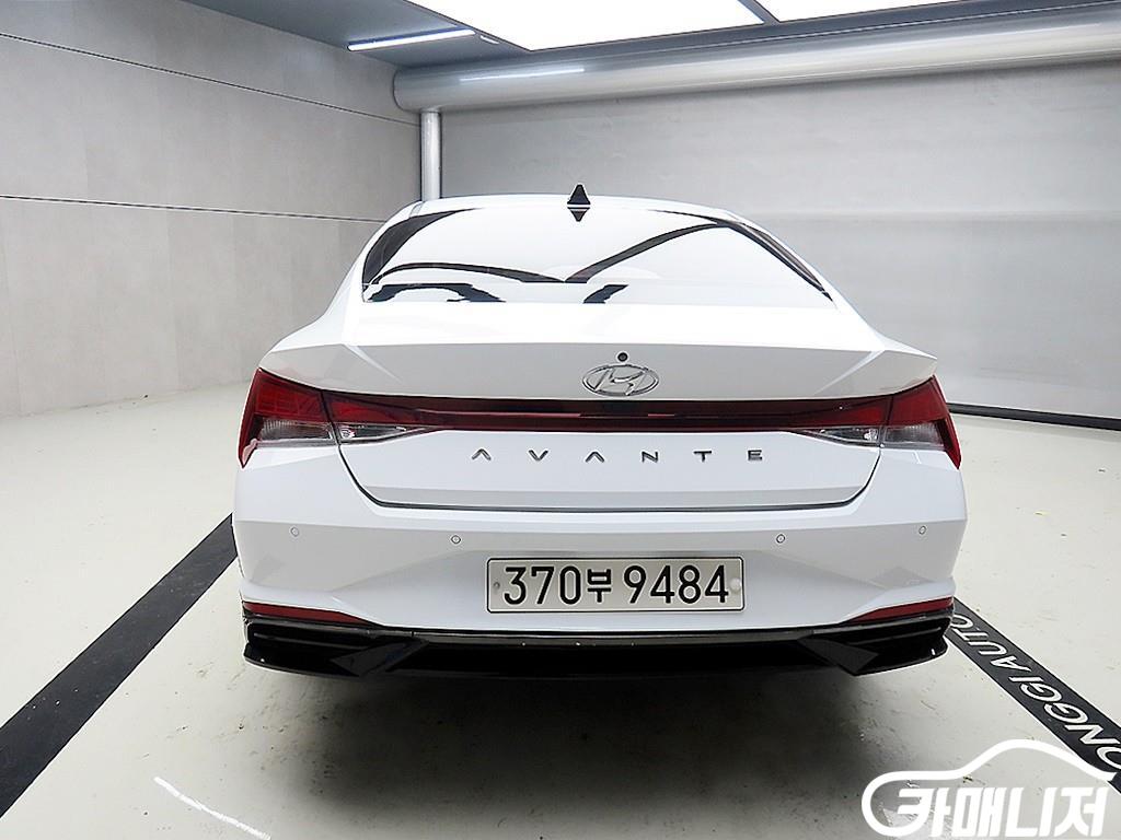 Hyundai Avante 1.6 Modern thumbnail 3