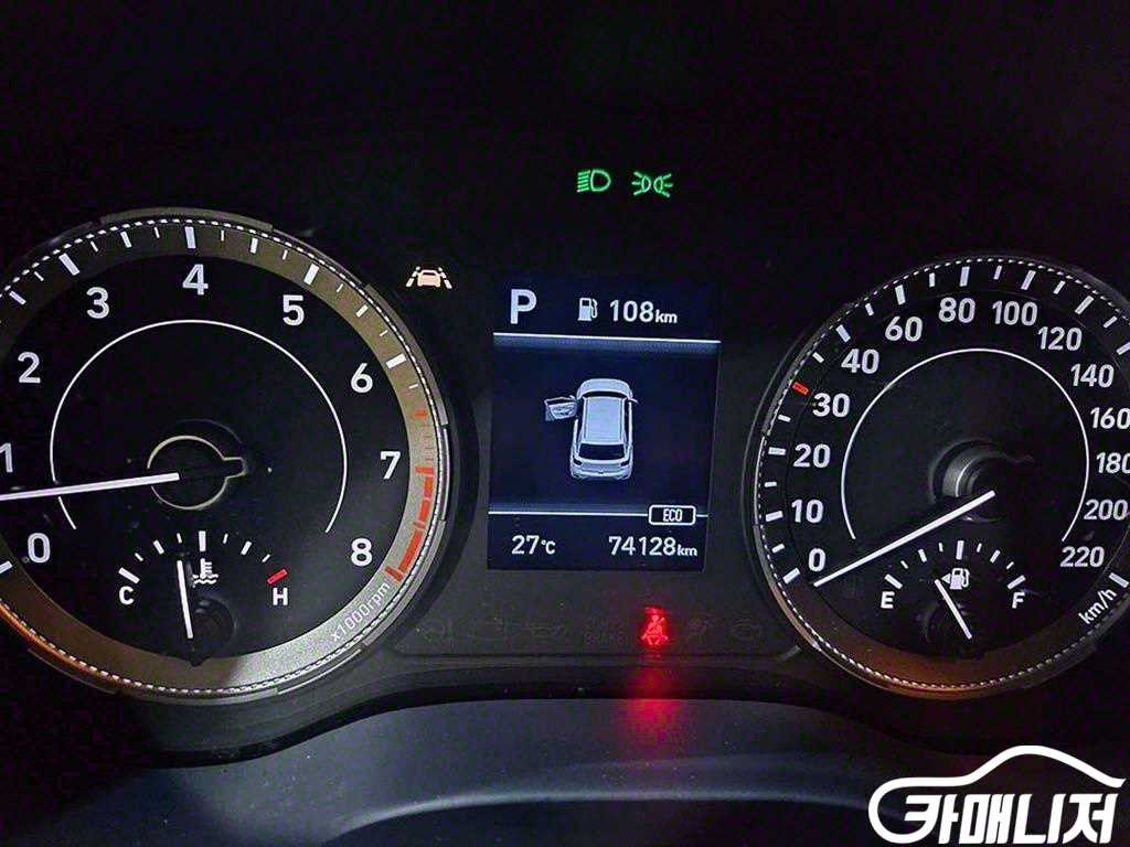 Hyundai Venue BeNew 1.6 Peulreokseu thumbnail 13