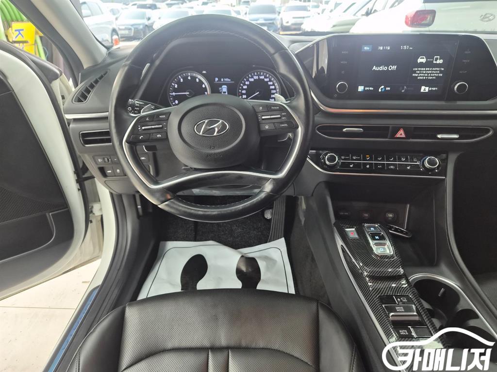 Hyundai Sonata 2.0 Premium thumbnail 7