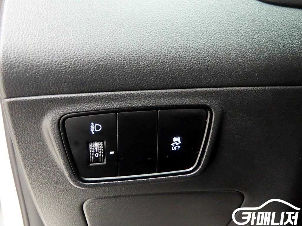 Hyundai Tucson Diesel 2.0 2WD Modern thumbnail 12