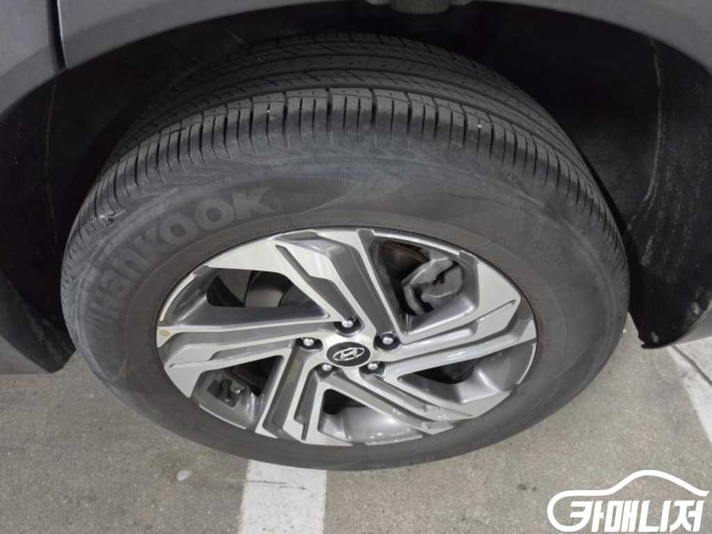 Hyundai Santa Fe The New Santa Fe Diesel 2.2 2WD Premium Choice thumbnail 18