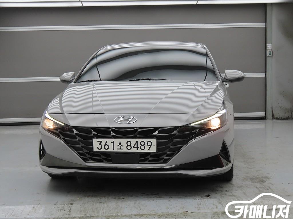 Hyundai Avante Avante Hybrid Modern thumbnail 2