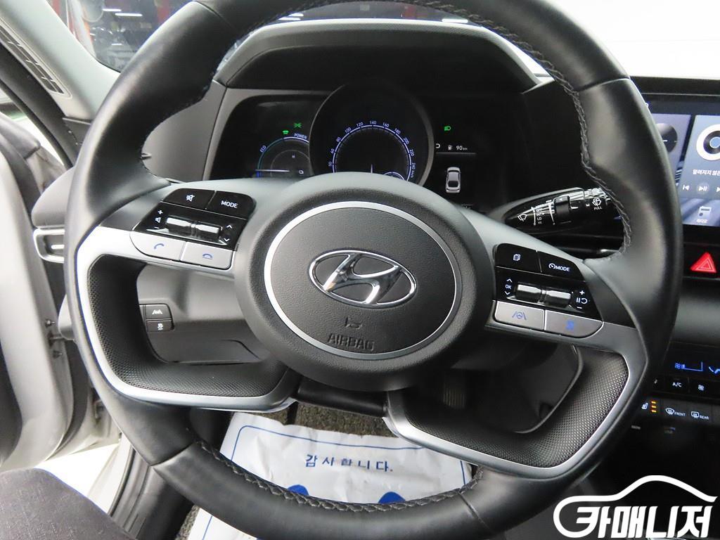 Hyundai Avante Avante Hybrid Modern thumbnail 8