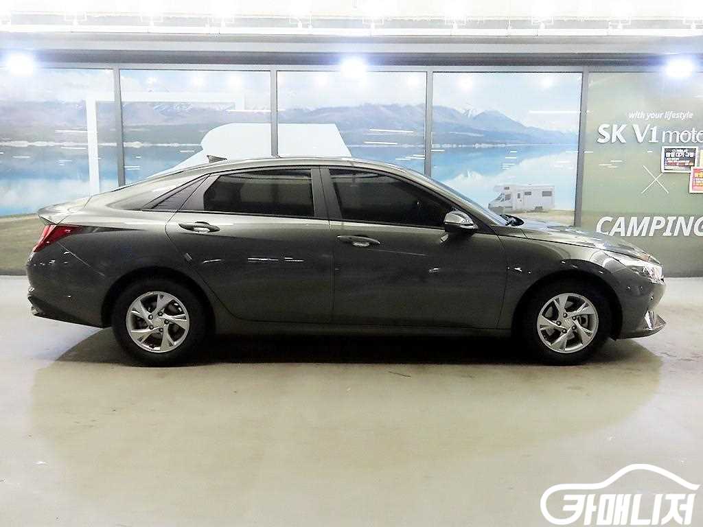 Hyundai Avante 1.6 Modern thumbnail 3