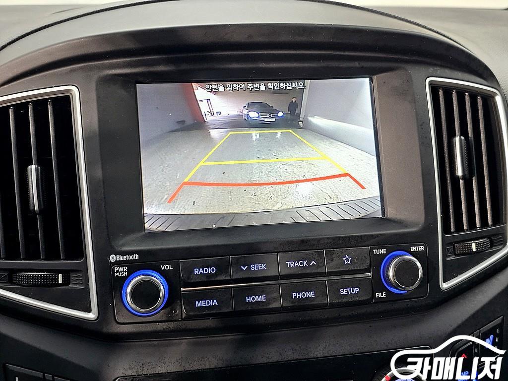 Hyundai Starex The New Grand Starex 2WD Urban 9-Seater thumbnail 15