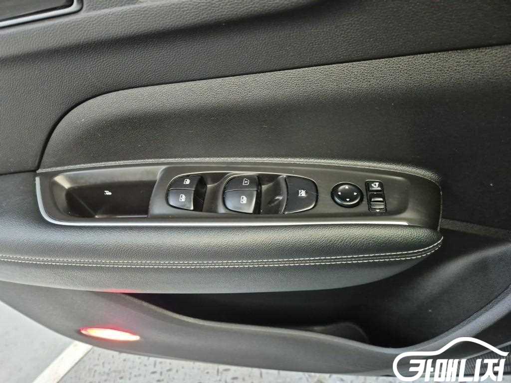 Renault Korea QM6 Gasoline 2WD RE Signature thumbnail 18