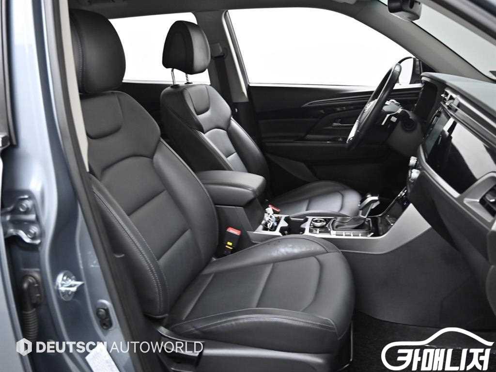 KG Mobility Korando ByutipulKorando 2WD Gasoline 1.5 C7 thumbnail 10