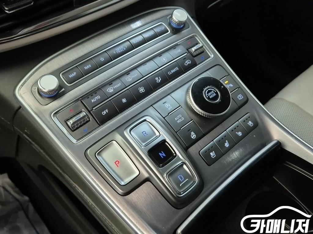 Hyundai Santa Fe The New Santa Fe Gasoline 2.5T 2WD Calligraphy thumbnail 8