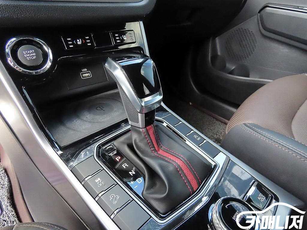 KG Mobility Korando ByutipulKorando 2WD Gasoline 1.5 C7 thumbnail 11