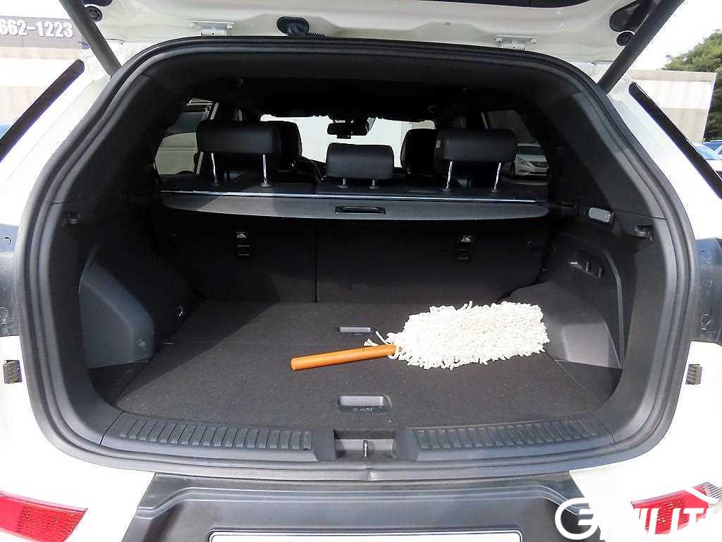 KG Mobility Korando ByutipulKorando 2WD Gasoline 1.5 C7 thumbnail 15