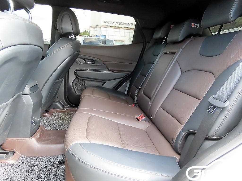 KG Mobility Korando ByutipulKorando 2WD Gasoline 1.5 C7 thumbnail 6