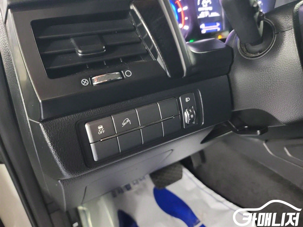 KG Mobility Rexton Rexton Sports Khan Diesel 2.2 4WD thumbnail 11