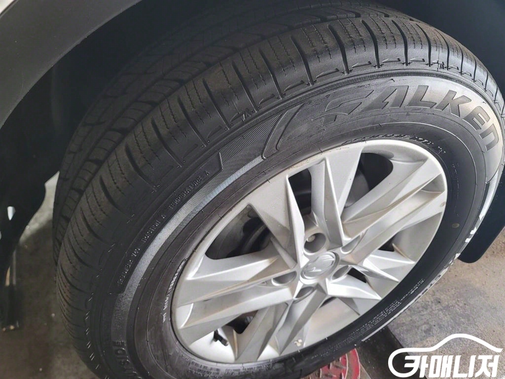 KG Mobility Rexton Rexton Sports Khan Diesel 2.2 4WD thumbnail 19