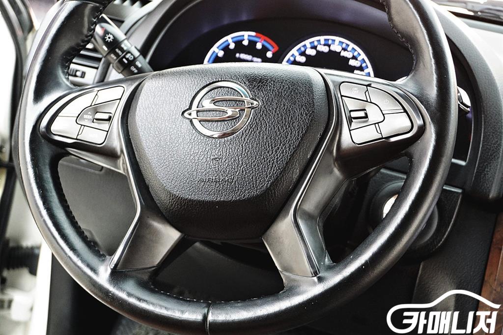 KG Mobility Rexton Rexton W 2.2 4WD RX7 thumbnail 10