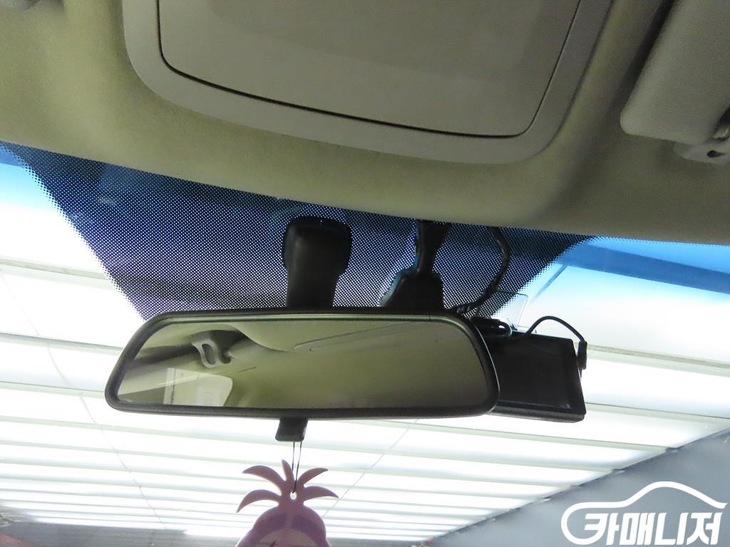 KG Mobility Tivoli Tivoli Ameo 2WD Diesel VX thumbnail 12