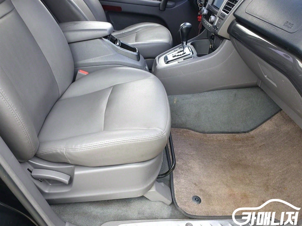 KG Mobility Korando KorandoTuriseumo 4WD GT thumbnail 14