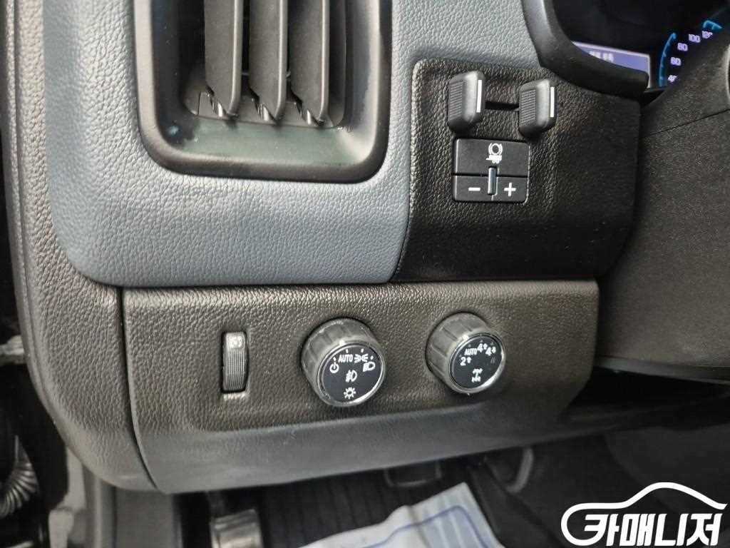 Chevrolet Colorado Rieol New Colorado 3.6 Z71-X Mideunait 4WD thumbnail 16