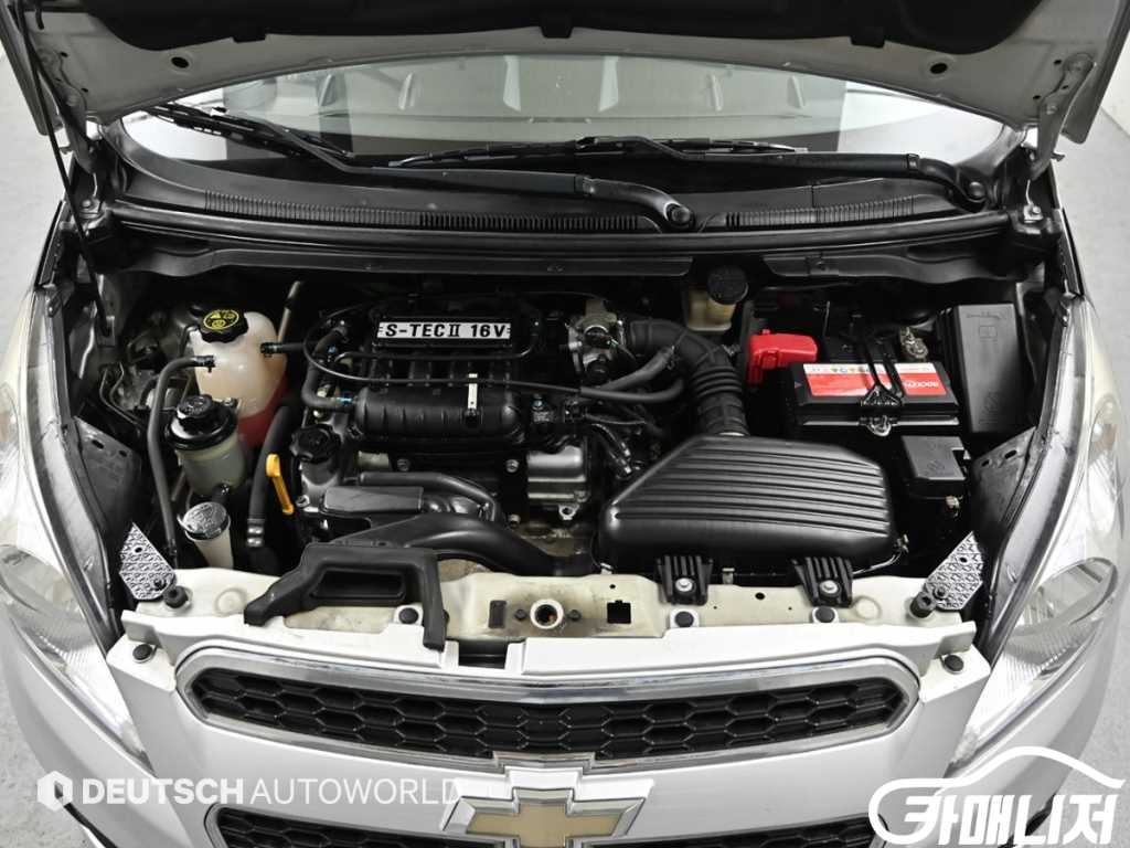 Chevrolet Spark LT thumbnail 6