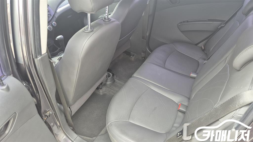 Chevrolet Spark LT thumbnail 10