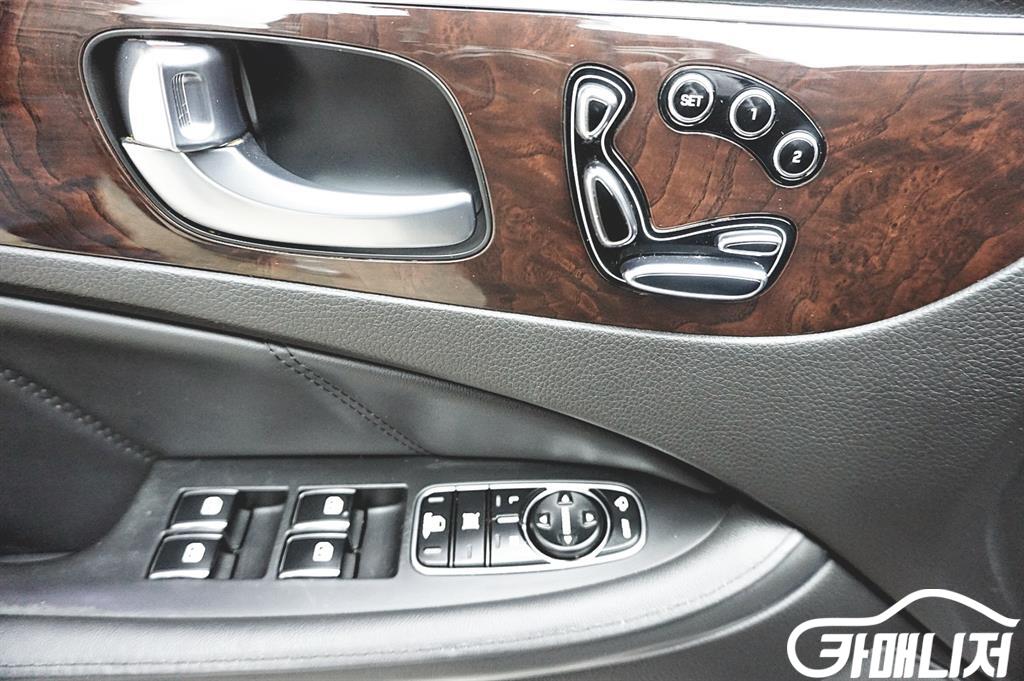 Hyundai Equus VS380 Modern thumbnail 18