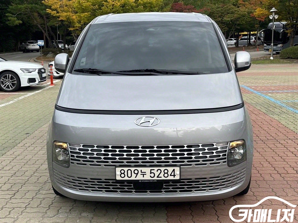 Hyundai Staria LPG Cargo Modern thumbnail 2